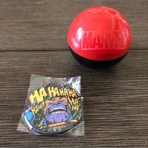 Marvel Bad Guys Mystery Capsule: Thanos magnet
